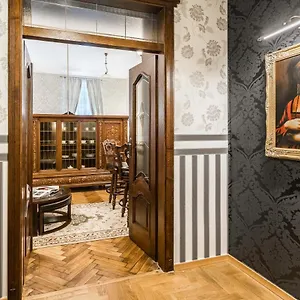 Exclusive Royal Apartment Krakow